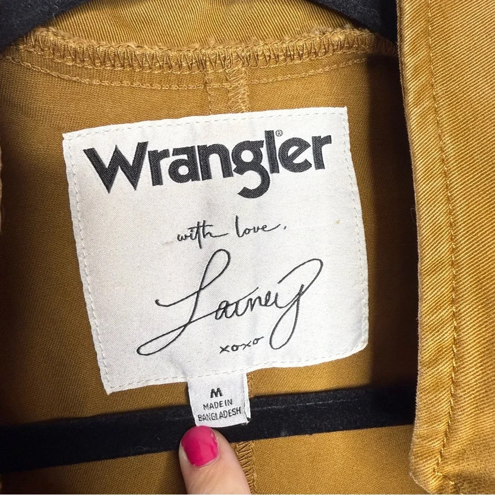 Wrangler X Lainey Wilson Embroidered Utility Jacket Brown - Medium - Picture 6 of 10